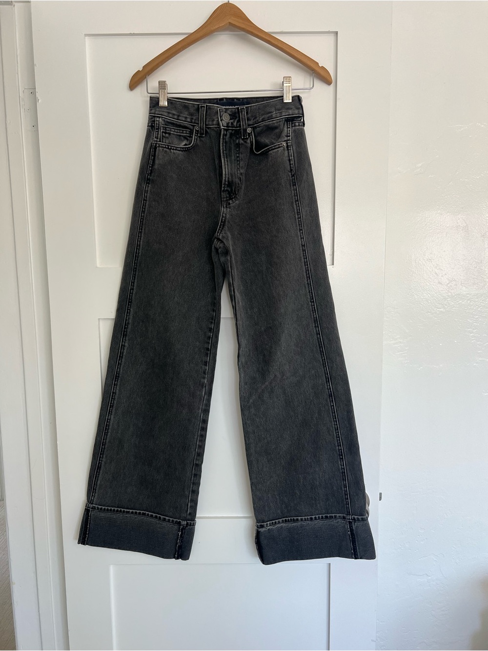 Veronica Beard Washed Charcoal Wide-Leg Cuffed Jeans